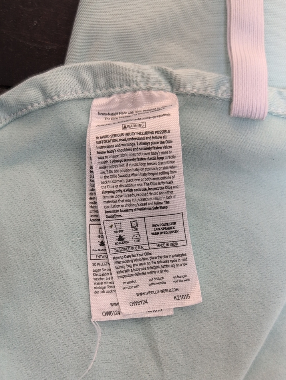 The Ollie Velcro baby swaddle - Light Blue - Picture 4 of 5